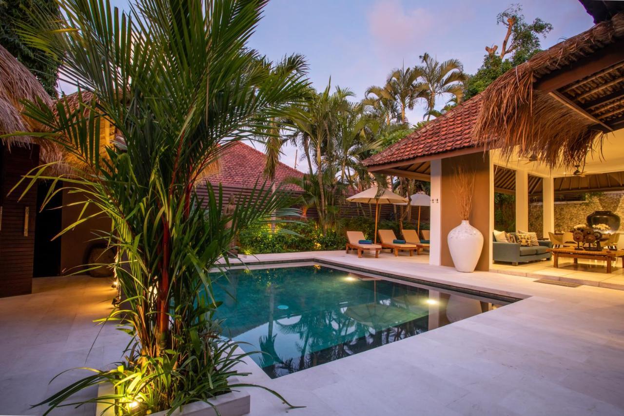 Asrina Villa'S Seminyak Buitenkant foto