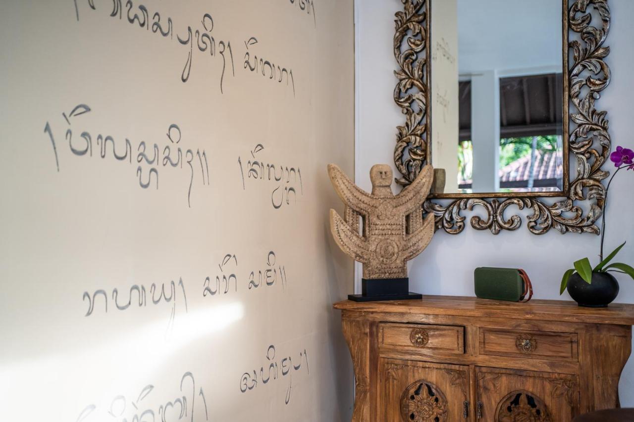 Asrina Villa'S Seminyak Buitenkant foto