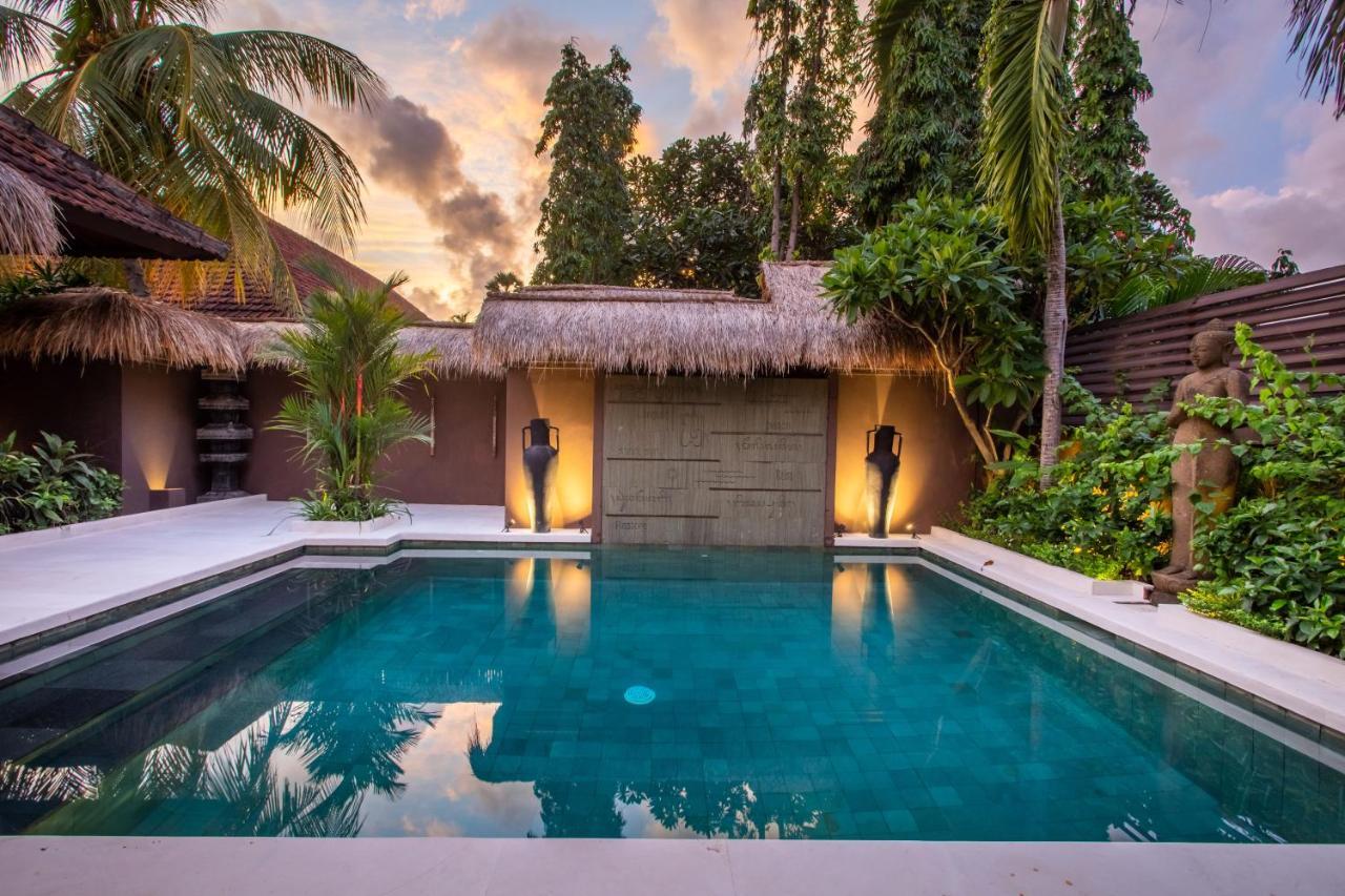Asrina Villa'S Seminyak Buitenkant foto