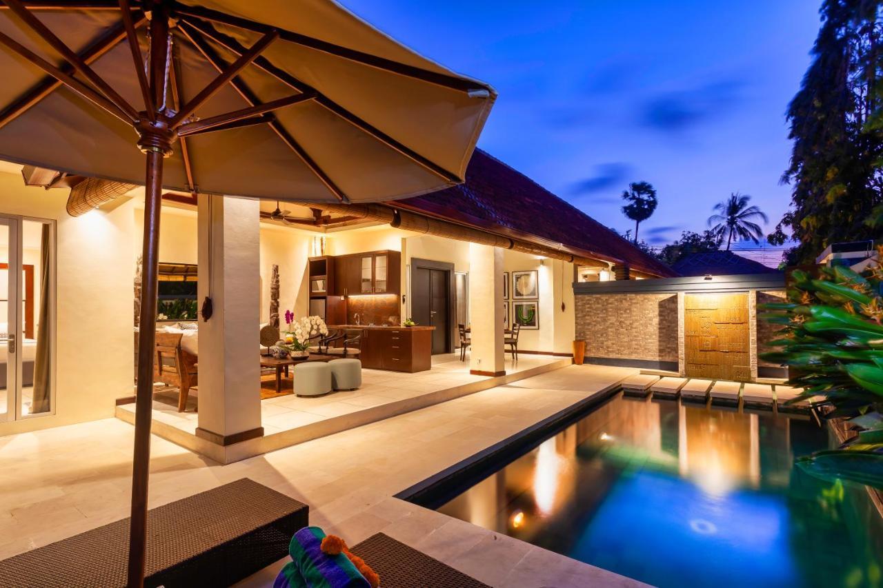 Asrina Villa'S Seminyak Buitenkant foto