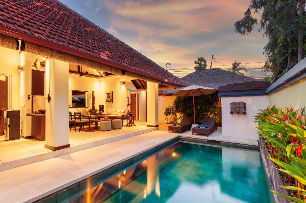 Asrina Villa'S Seminyak Buitenkant foto