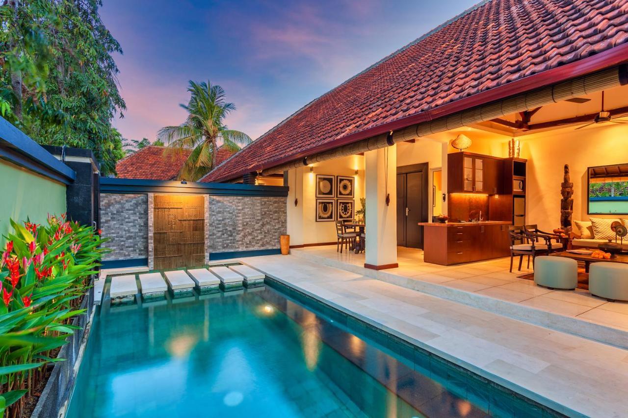Asrina Villa'S Seminyak Buitenkant foto