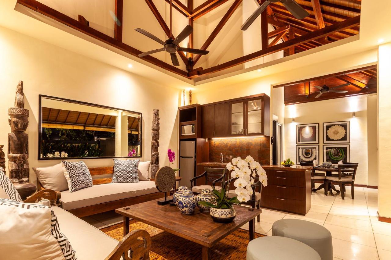 Asrina Villa'S Seminyak Buitenkant foto
