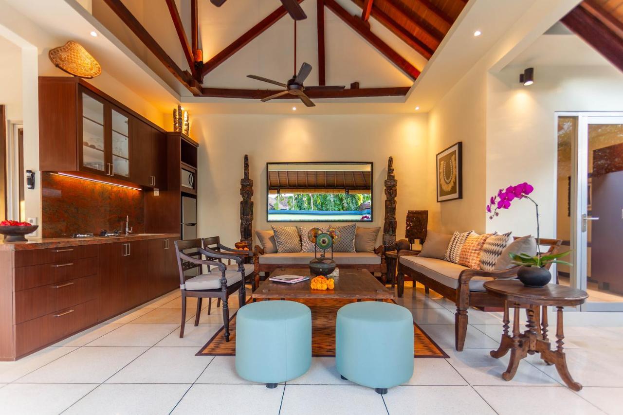 Asrina Villa'S Seminyak Buitenkant foto