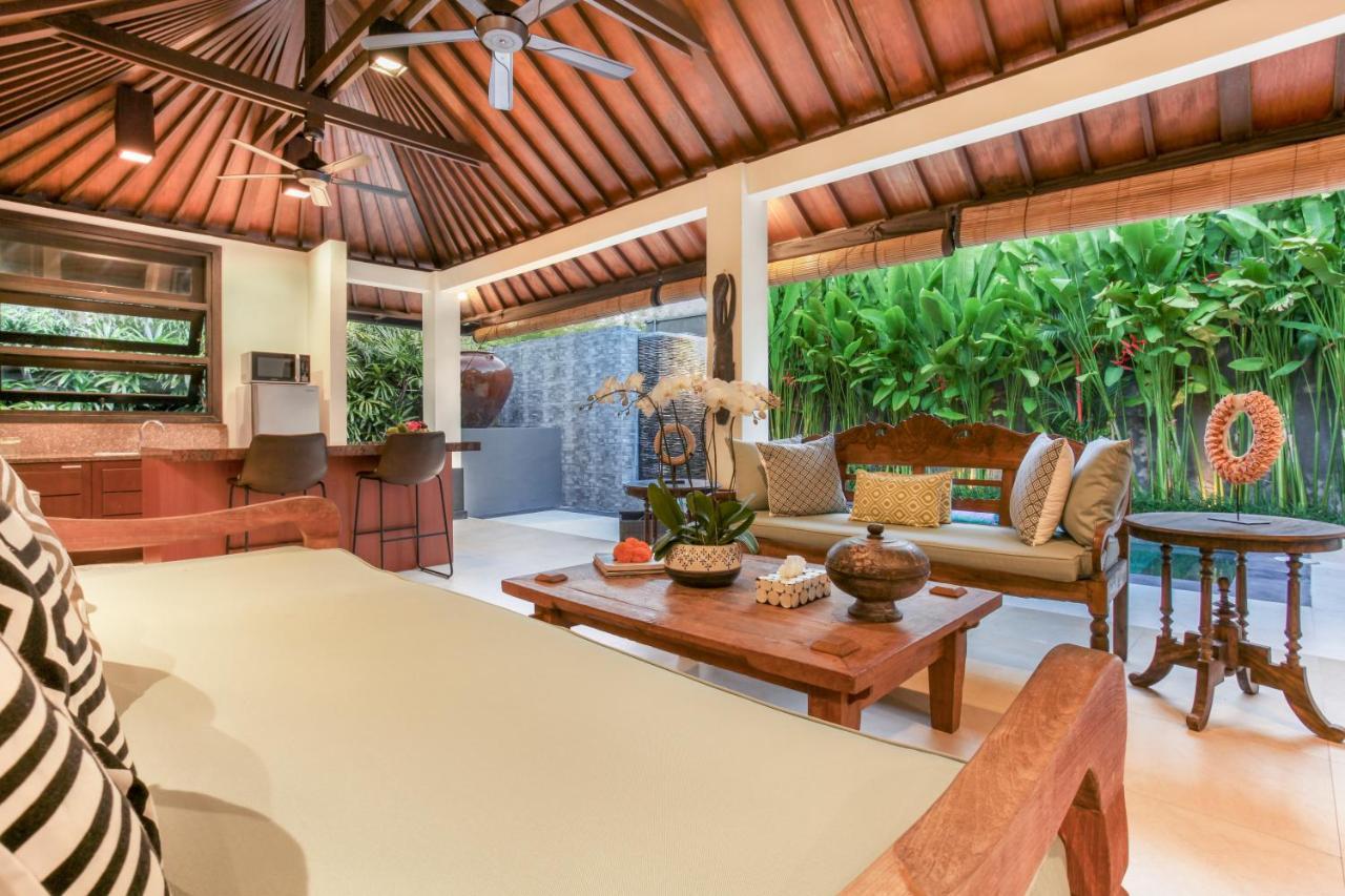 Asrina Villa'S Seminyak Buitenkant foto