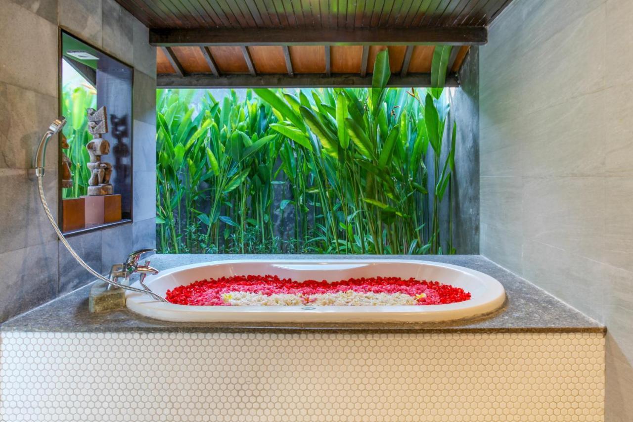 Asrina Villa'S Seminyak Buitenkant foto