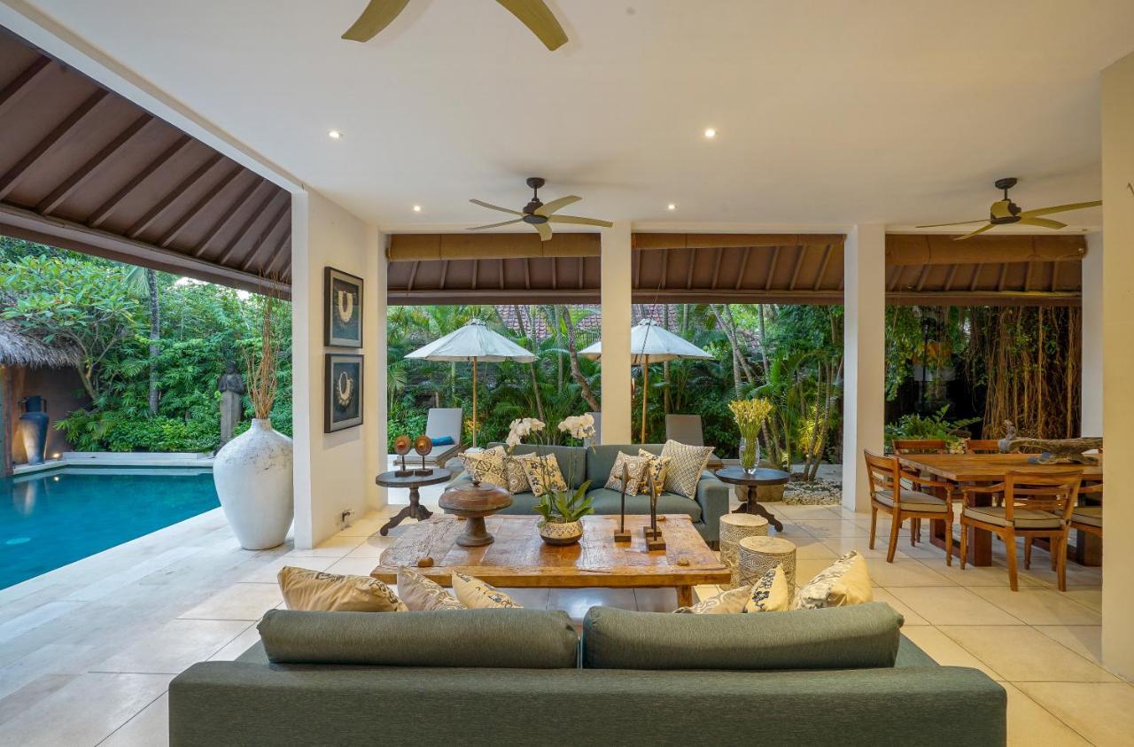 Asrina Villa'S Seminyak Buitenkant foto